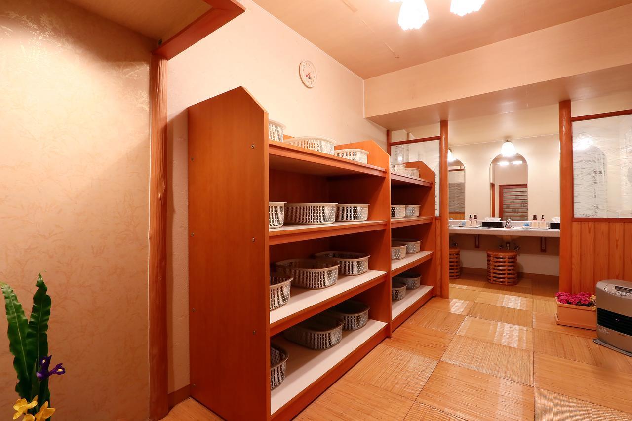 Hotel Sansuiso Yamanakako Buitenkant foto