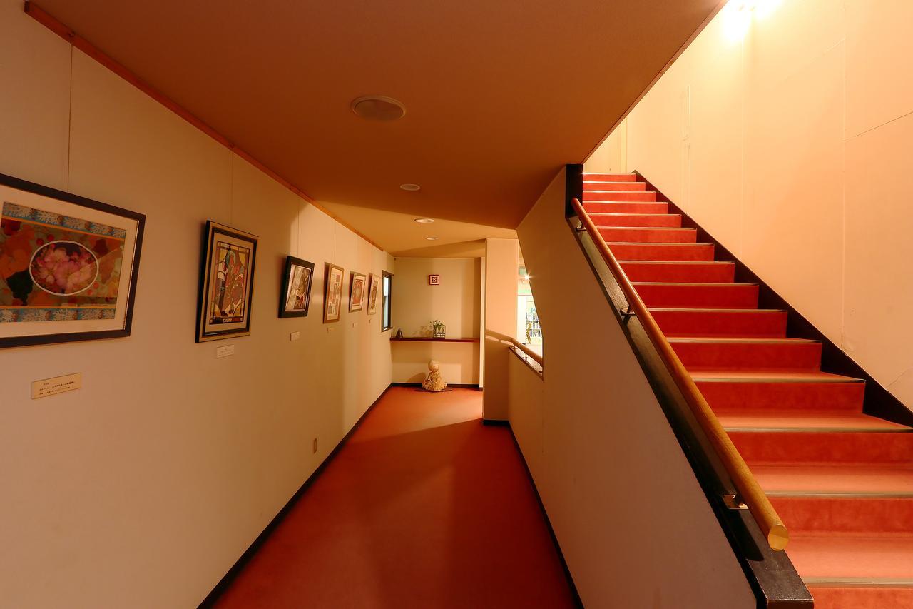 Hotel Sansuiso Yamanakako Buitenkant foto