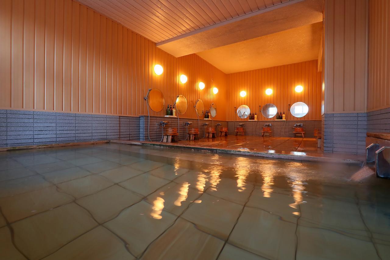 Hotel Sansuiso Yamanakako Buitenkant foto